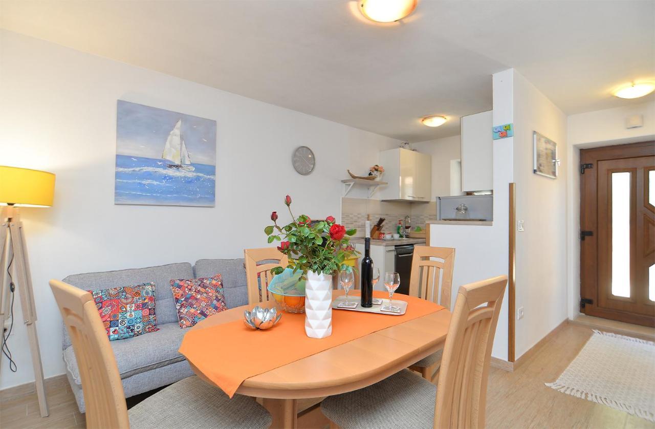House 2125 Holiday home Sosici