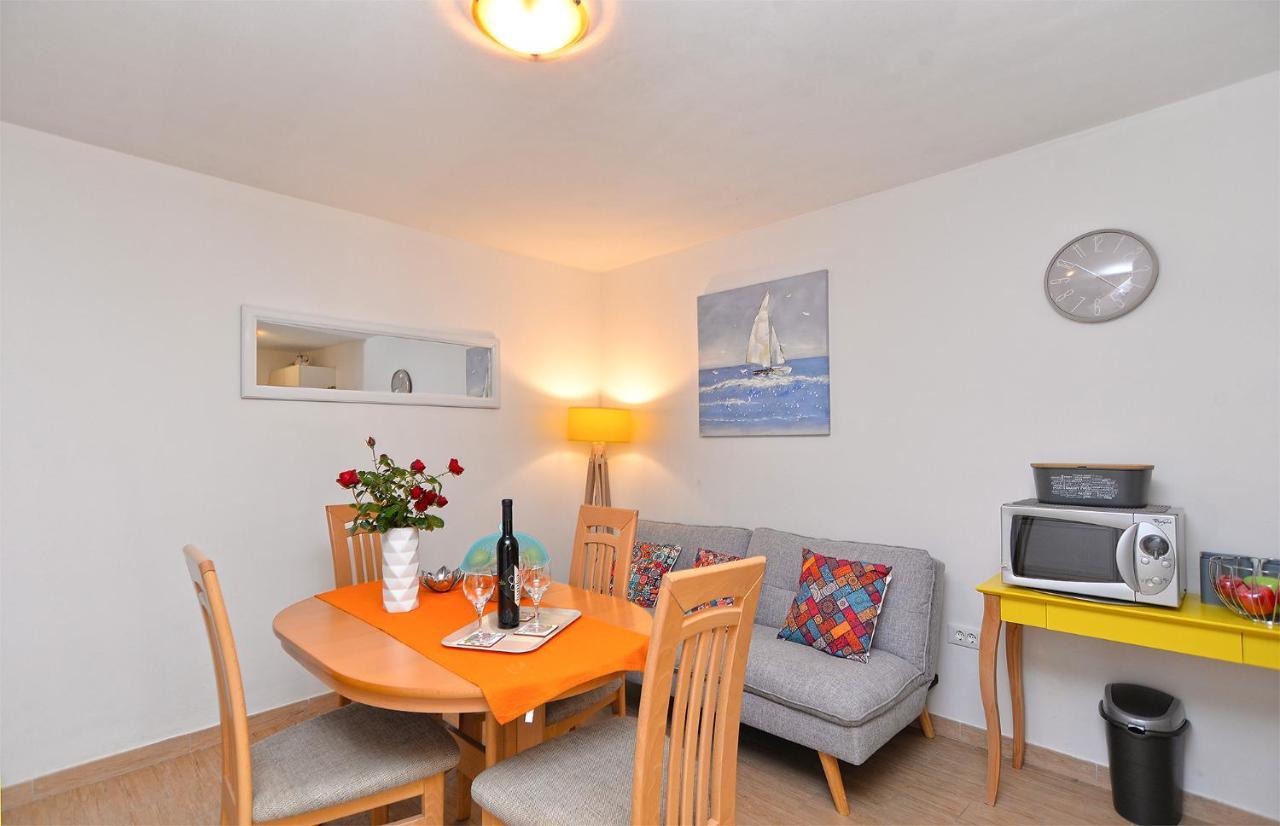 Holiday home House 2125 *