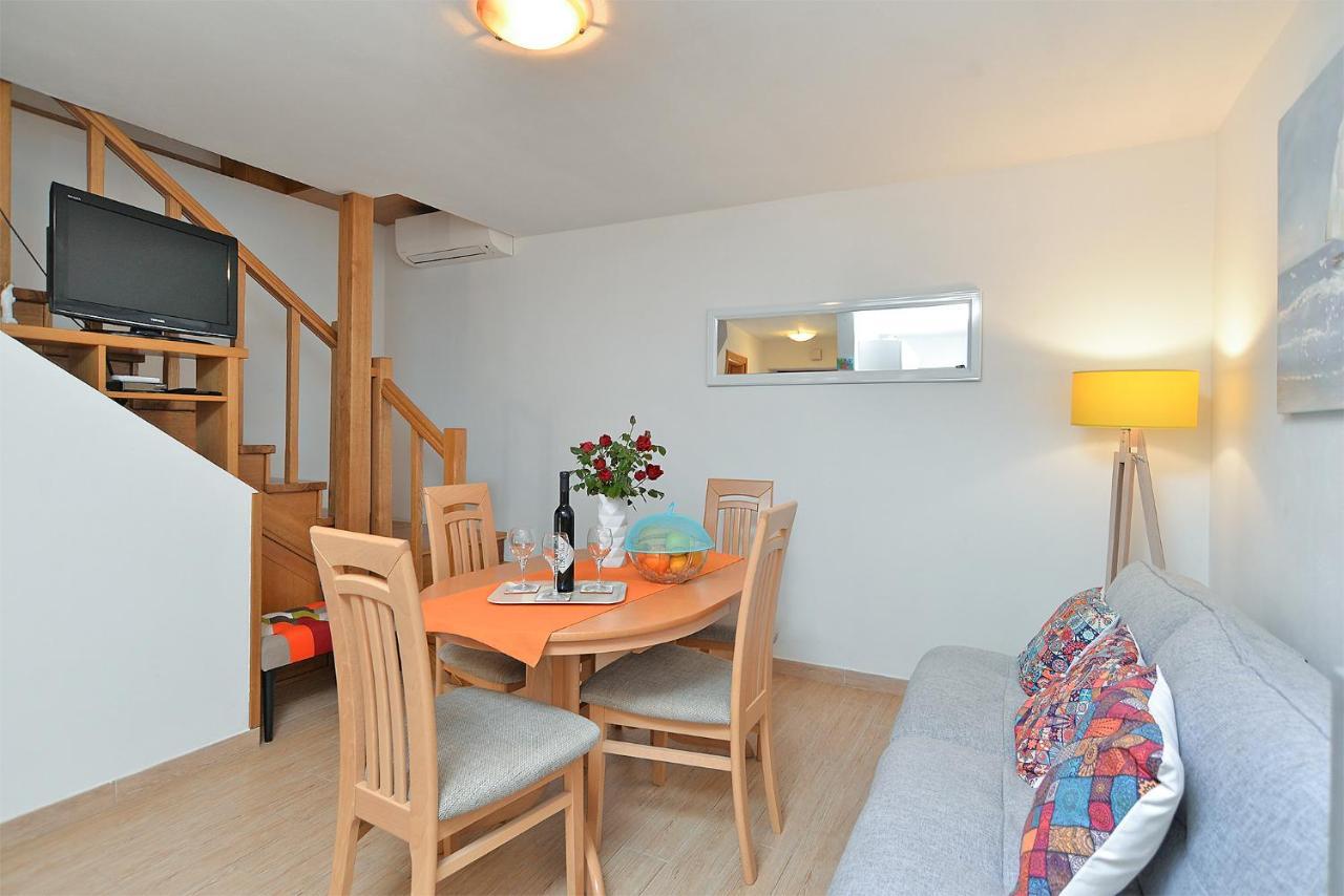 House 2125 Sosici