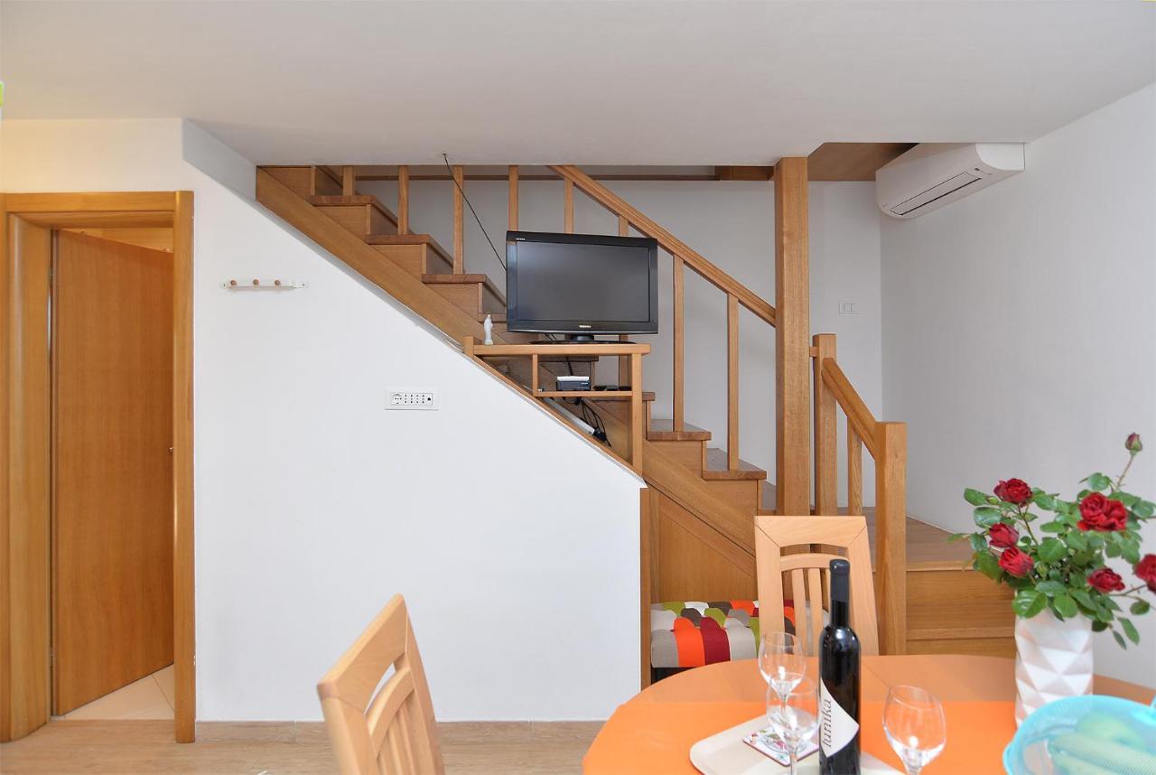 House 2125